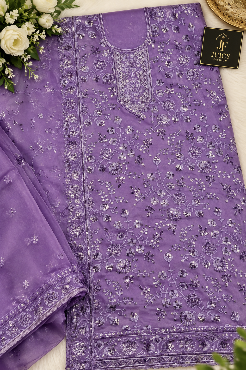 🌸 সৌন্দর্য হোক আপনার নিজের মতো।  💜 Purple — elegant & graceful 💚 Green — fresh & charming  কোন colourটা আপনার বেশি পছন্দ? 😍 Purple নাকি Green? 💜💚  Juicy Fashion Elegance • Quality • Style ✨